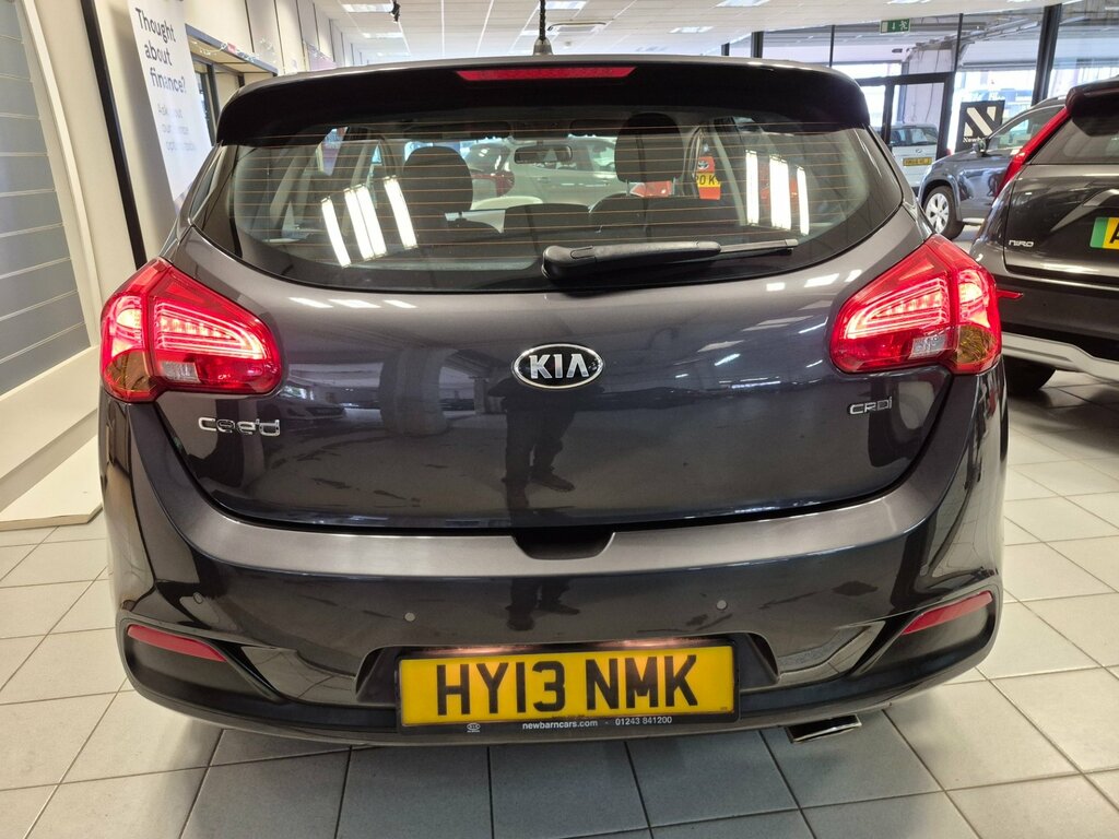 Kia Ceed 1.6 Crdi 2 Hatchback Euro 5 126 B Silver #6