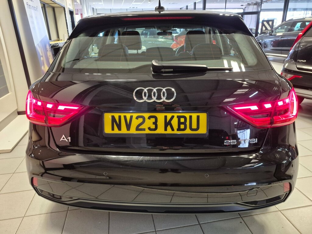 Audi A1 1.0 Tfsi 25 Sport Sportback S Tronic Eu NV23KBU Black #6
