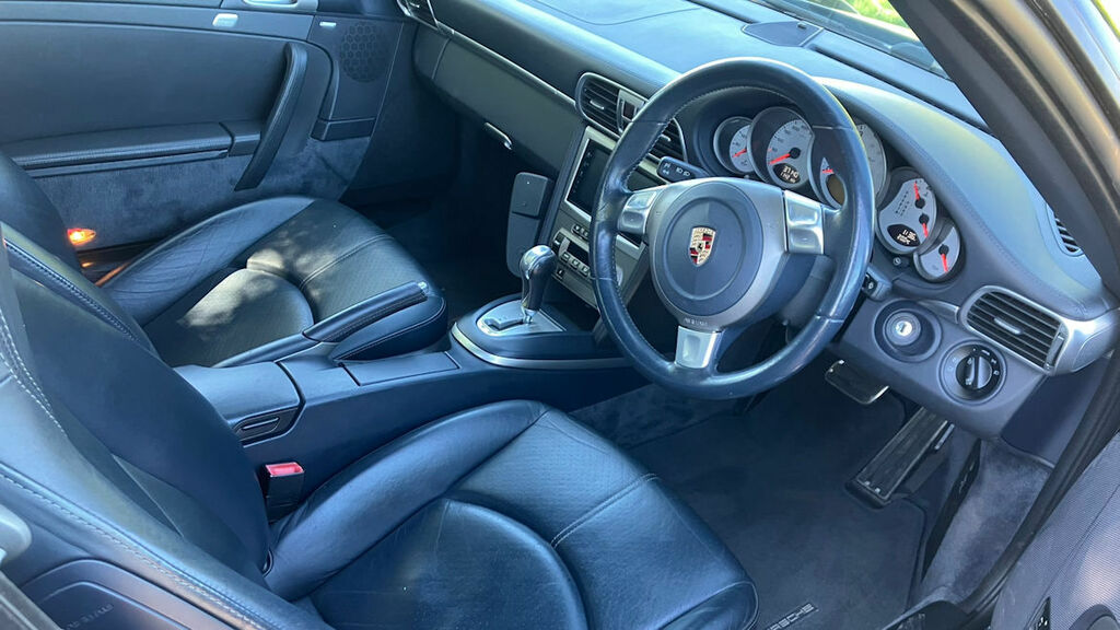 Porsche 911 Turbo Tiptronic S Cabriolet Superb Very Low Mileag MX08WUU #6