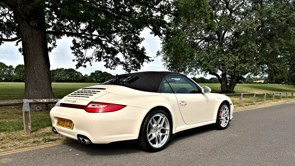 Porsche 911 C4s Pdk Cabriolet High Spec Stunning Colour Combo  #3
