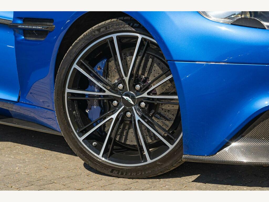 Aston Martin Vanquish 6.0 V12 T-troniii Euro 6 
