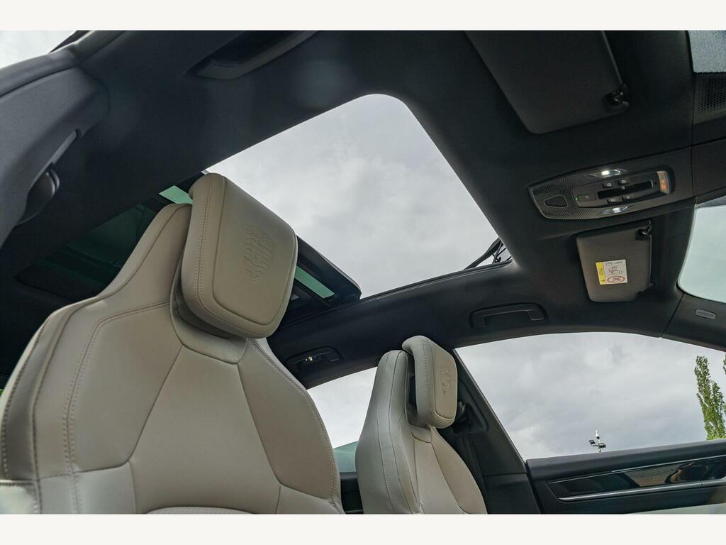 Porsche Macan 100Kwh 4 Suv 4Wd 408 Ps LM25ZVK  #4