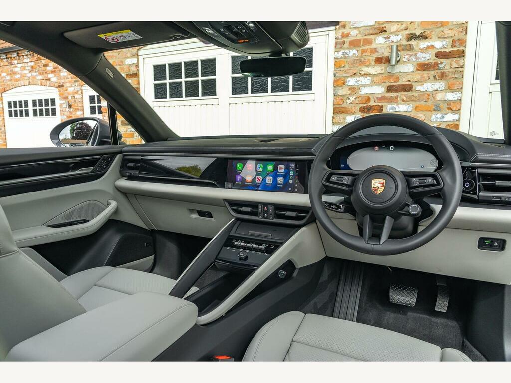 Porsche Macan 100Kwh 4 Suv 4Wd 408 Ps LM25ZVK  #3