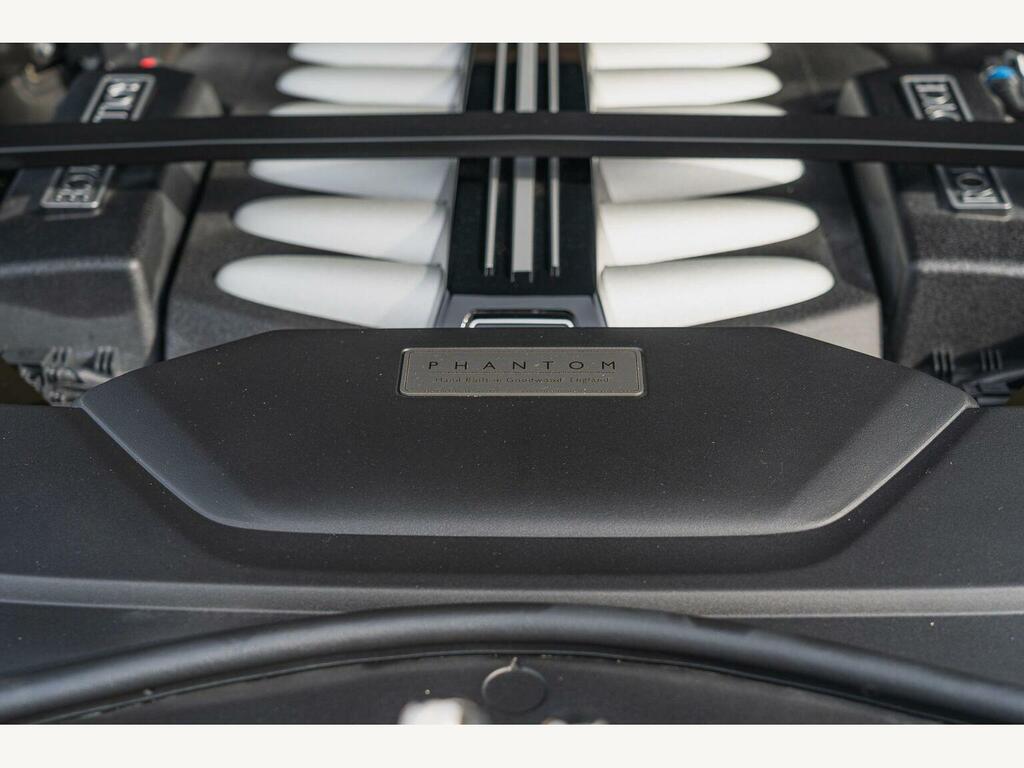 Rolls-Royce Phantom 6.7 V12 Euro 6 Purple #6