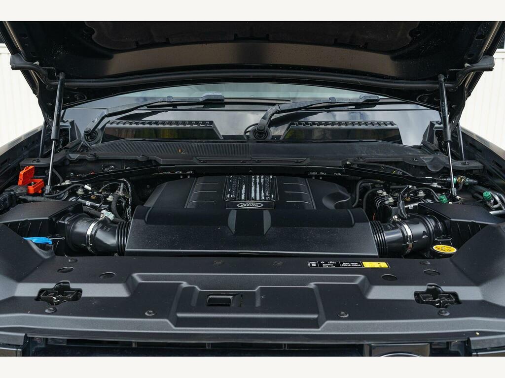 Land Rover Defender 90 5.0 P525 V8 4Wd Euro 6 Ss LJ22WZL Black #6