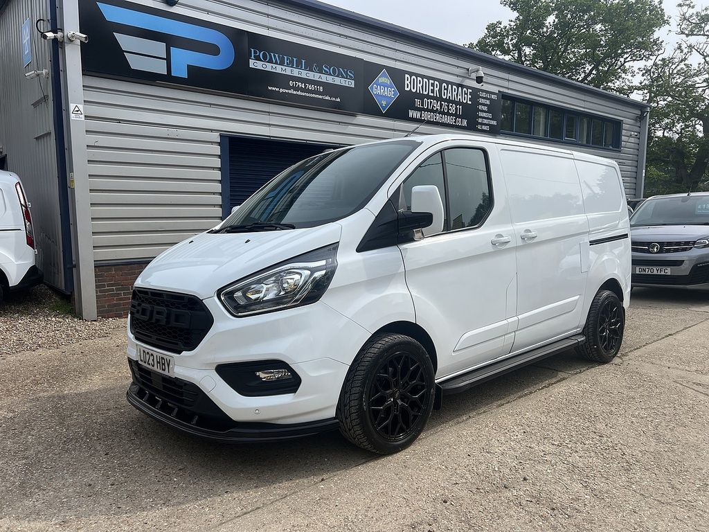 Ford Transit Custom 300 Limited Sport Pack LD23HBY White #2