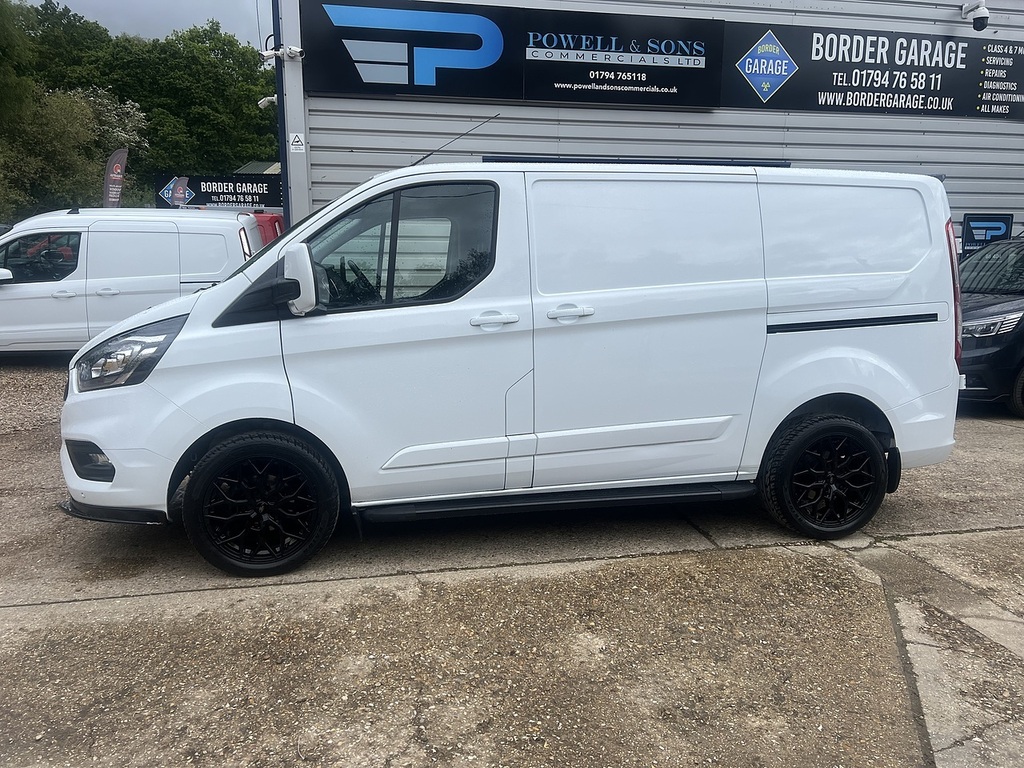 Ford Transit Custom 280 Limited Sport Pack HN23FSZ White #4