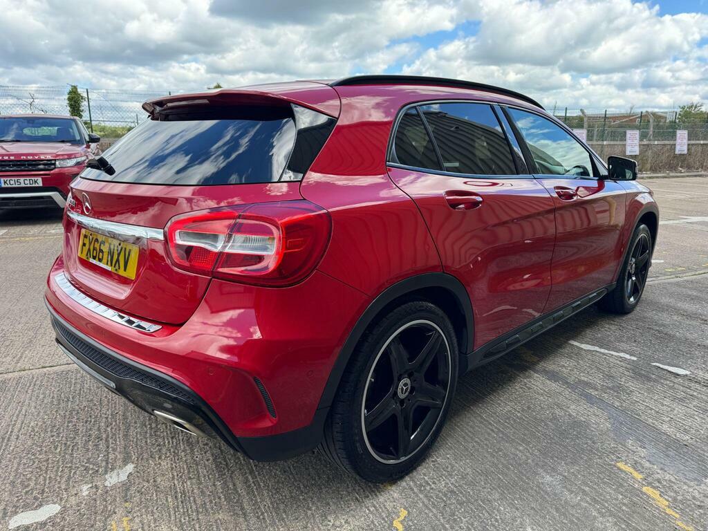 Mercedes-Benz GLA Class 2.1 Gla200d Amg Line Executive Euro 6 S S FX66NXV Red #4