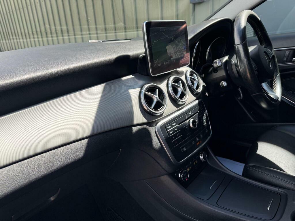 Mercedes-Benz GLA Class 2.1 Gla220d Sport 7G-dct 4Matic Euro 6 S S KN66UHO Green #4