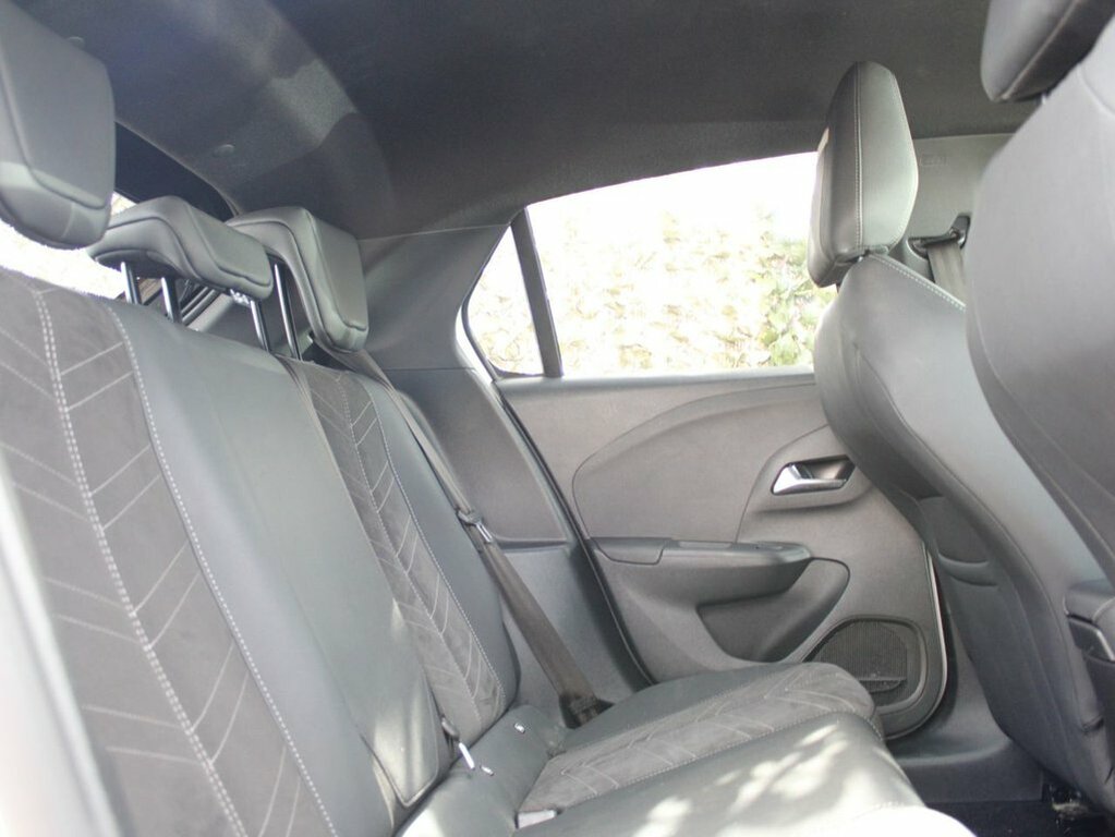 Vauxhall Corsa-e Hatchback DL72VEK White #5
