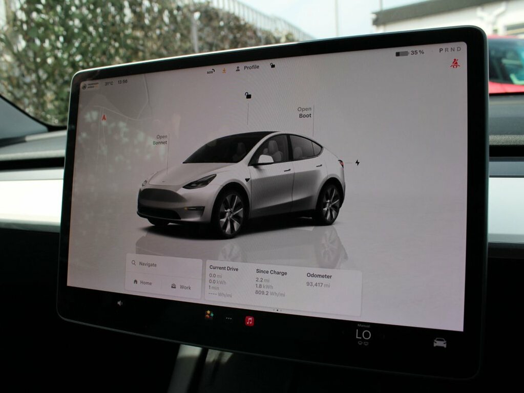 Tesla Model Y Suv WP22FJD White #5