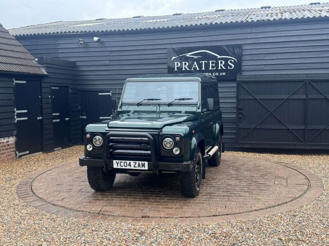 Land Rover Defender Green #15