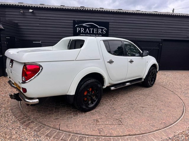 Mitsubishi L200 Di-d 4X4 Trojan Dcb 2012 Black #6