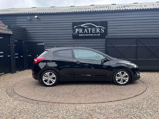 Hyundai I30 Crdi Sport Hatchback SB62XTW Black #4