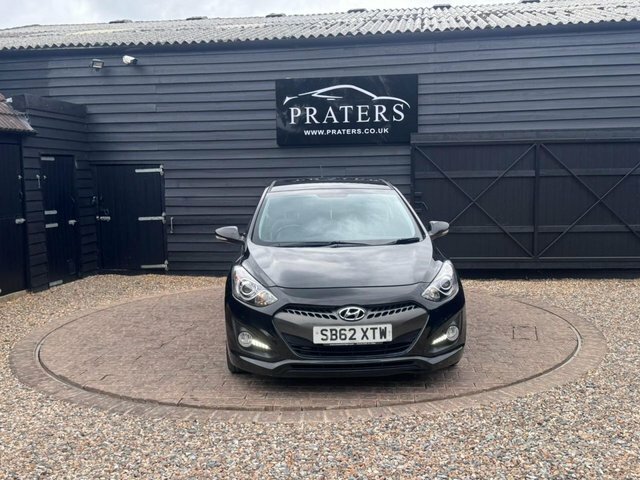 Hyundai I30 Crdi Sport Hatchback SB62XTW Black #3