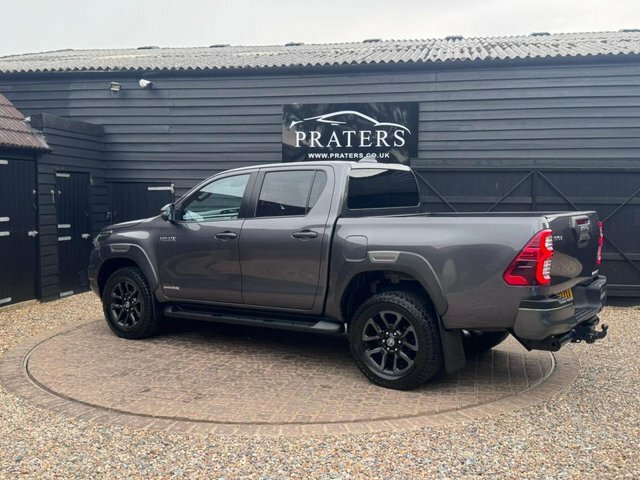 Toyota HILUX D-4d Invincible X Pickup Grey #3