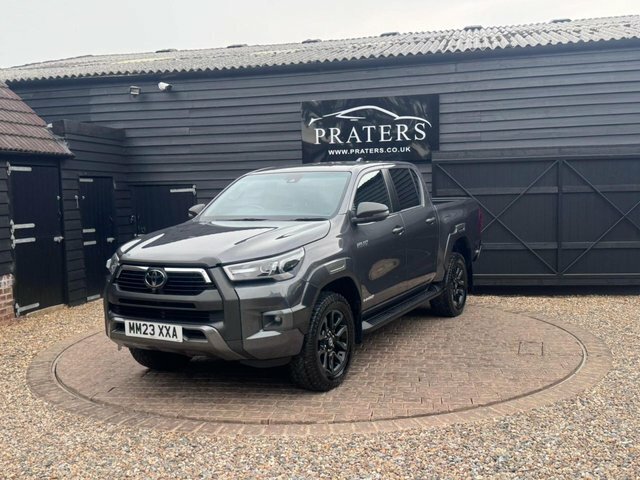 Toyota HILUX D-4d Invincible X Pickup Grey #2