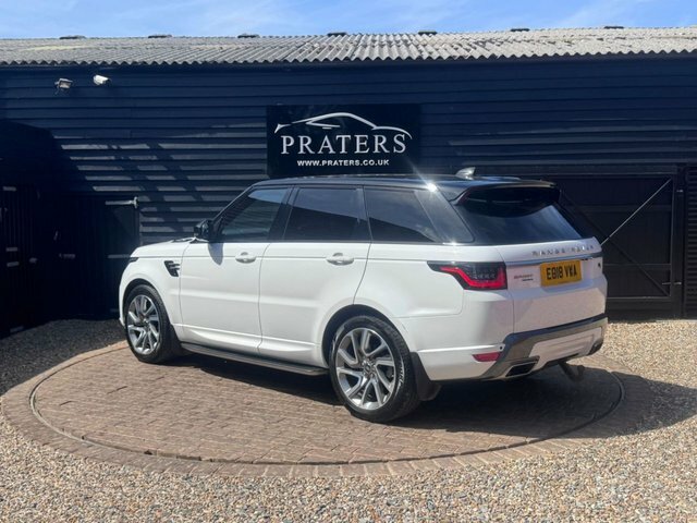 Land Rover Range Rover Sport Sd V6 Hse Suv White #4