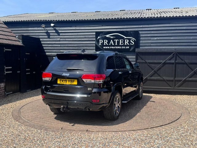 Jeep Grand Cherokee Summit Black #24