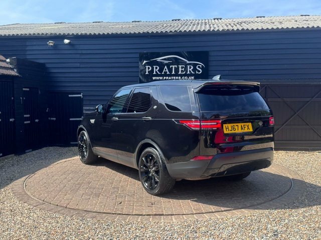 Land Rover Discovery Td V6 Hse Luxury HJ67AFX Black #4