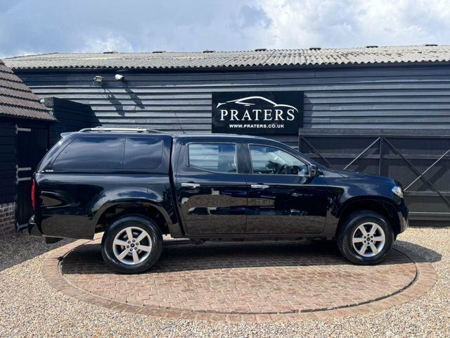 Mercedes-Benz X Class Class 2.3 X250 Black #16