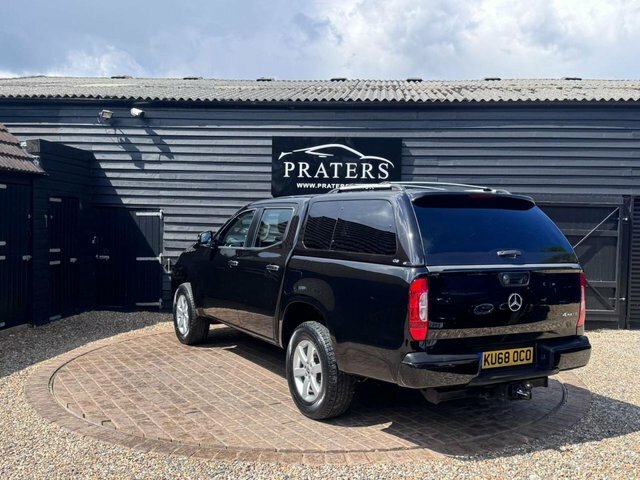 Mercedes-Benz X Class Class 2.3 X250 Black #18