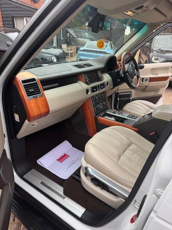 Land Rover Range Rover  Gold #10