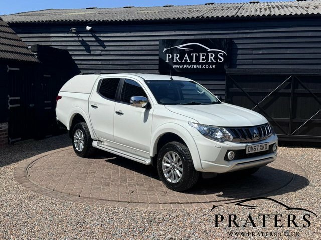 Mitsubishi L200 Di-d Dc Warrior Pickup White
