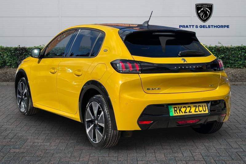 Peugeot e-208 100Kw Gt Premium 50Kwh - 2022 22 RK22ZCU Yellow #3