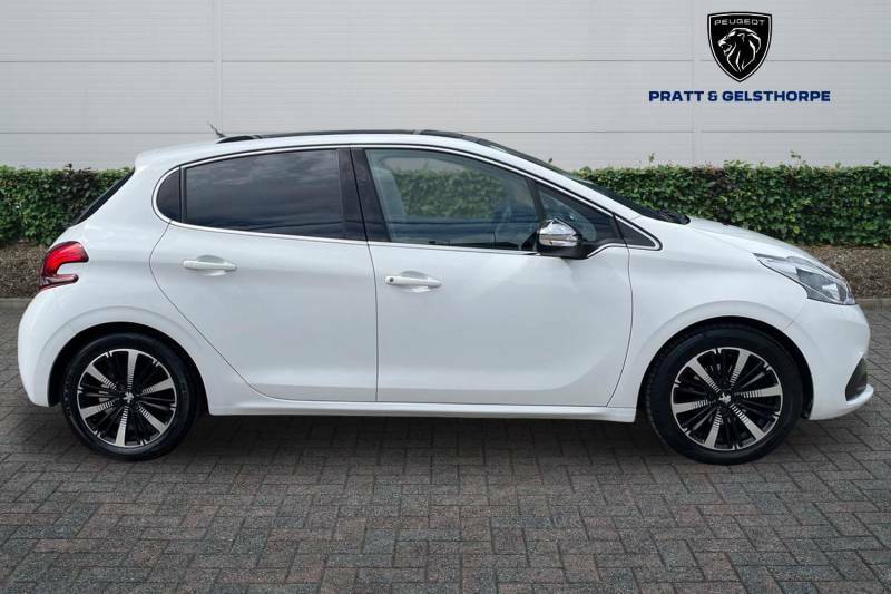 Peugeot 208 1.2 Puretech Allure Premium - 2018 18 White #4