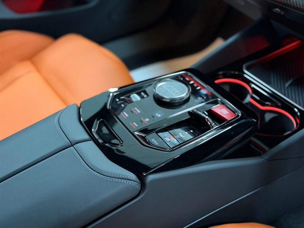 BMW M5 Saloon BD26AUH Black #4