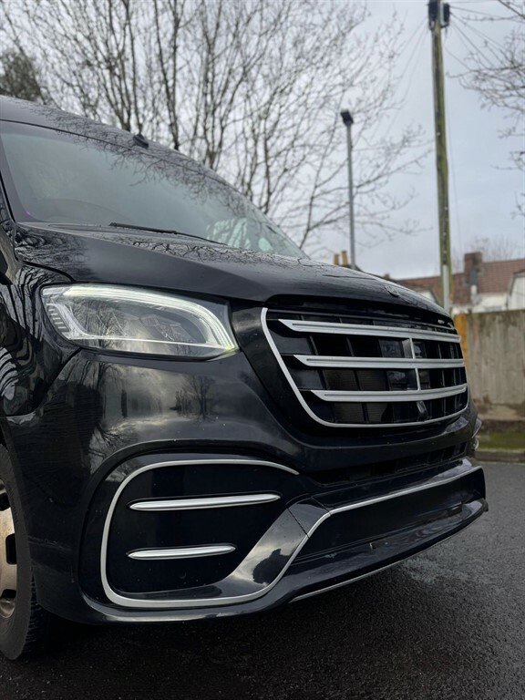 Mercedes-Benz Sprinter Mpv OE24NDD Black #6