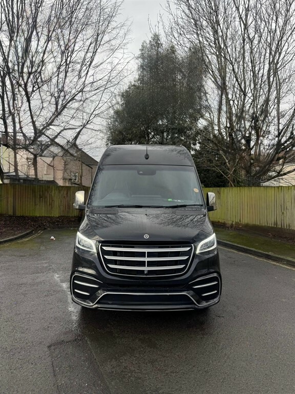 Mercedes-Benz Sprinter Mpv Black