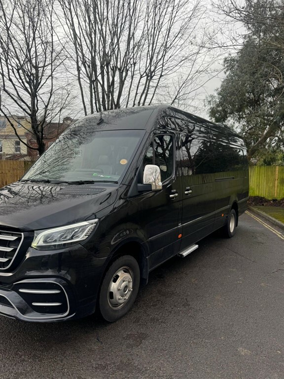 Mercedes-Benz Sprinter Mpv OE24NDD Black #4