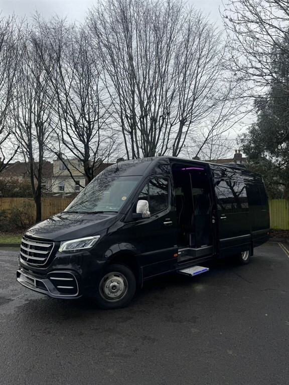 Mercedes-Benz Sprinter Mpv OE24NDD Black #5