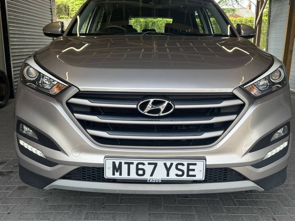 Hyundai Tucson Suv 1.6 Tucson Se Nav 1.6 Gdi 132Ps Bd No Aa 2017 MT67YSE White #2