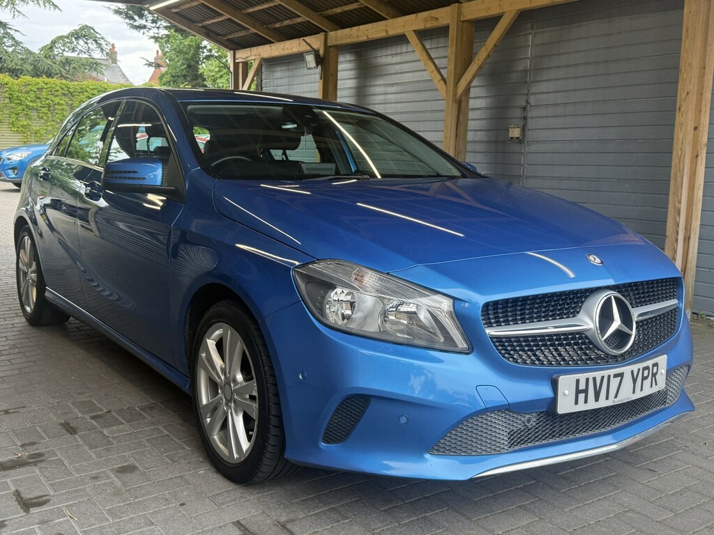 Mercedes-Benz A Class Hatchback 1.5 A180d Sport 201717 HV17YPR Blue #3