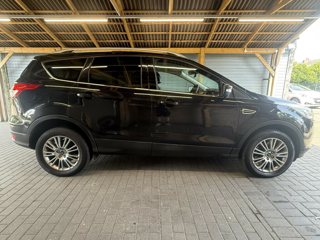 Ford Kuga Suv 2.0 Tdci Titanium 201313 CF13FZW Black #4