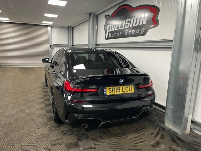 BMW 3 Series 330I M Sport SR19LCU Black #5