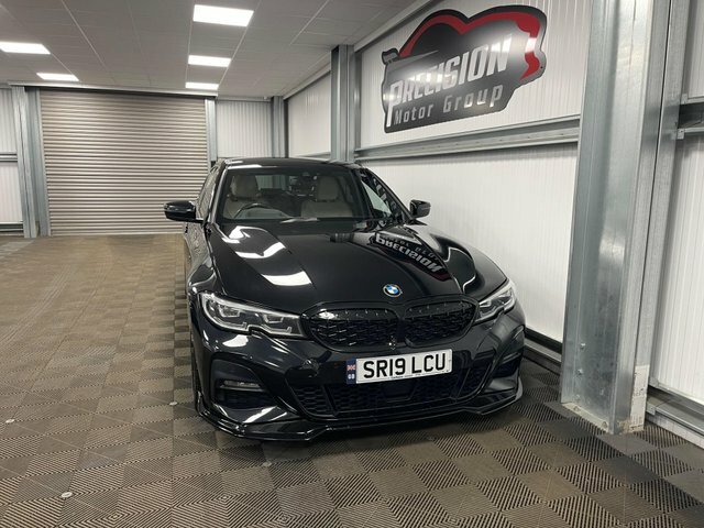 BMW 3 Series 330I M Sport SR19LCU Black #2