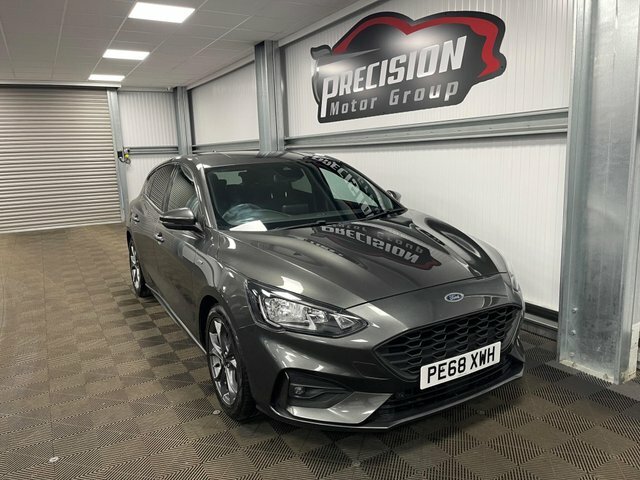 Ford Focus Ecoboost St-line Euro 6 PE68XWH Grey #2