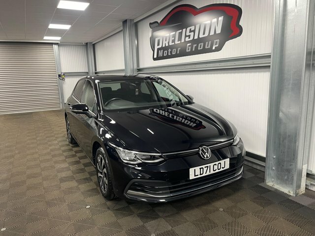 Volkswagen Golf Etsi Mhev Active Dsg Black #2