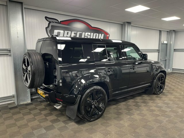 Land Rover Defender 110 P525 V8 4Wd EY22OMG Black #6