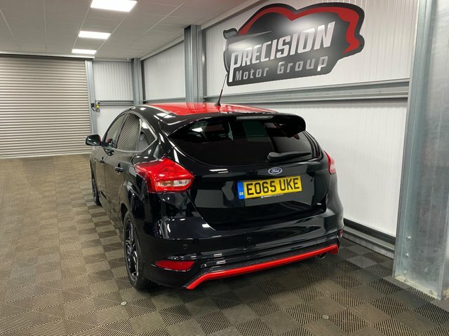 Ford Focus Ecoboost Zetec S Black EO65UKE Black #6