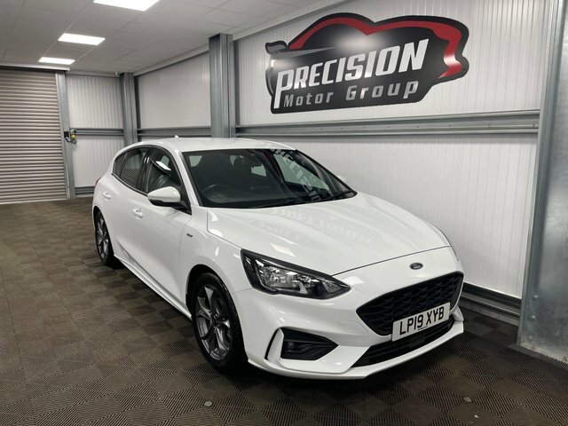 Ford Focus Ecoboost St-line Euro 6 White