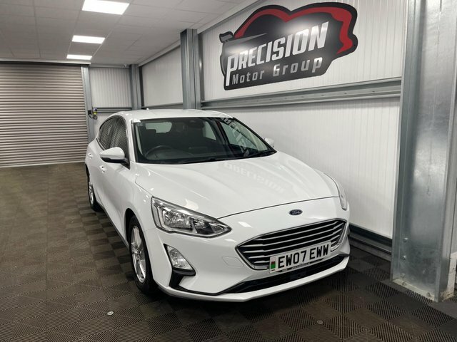 Ford Focus Ecoboost Zetec Euro 6 EW07EWW White #3