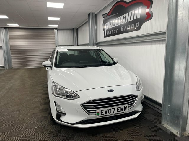 Ford Focus Ecoboost Zetec Euro 6 EW07EWW White #2