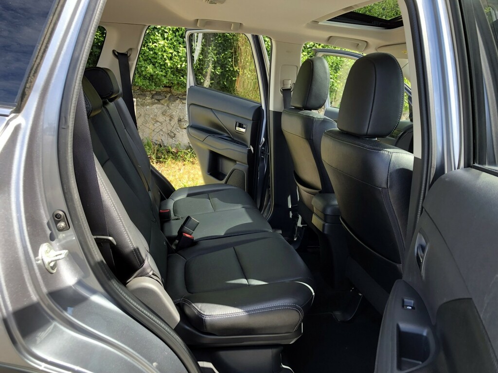Mitsubishi Outlander Suv 2.2 Di-d Gx4 Turbo 4X4 - Full AD16MWM Grey #6