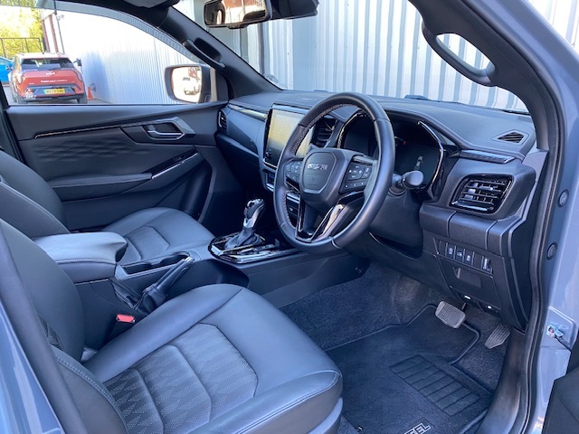 Isuzu D-Max 1.9 Td V-cross Steel Edition Pickup Double Cab MF25DHO Grey #3