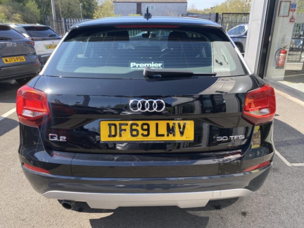 Audi Q2 1.0 Tfsi Sport DF69LMV Black #5